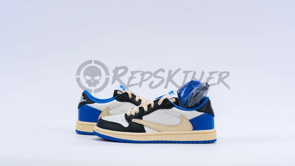 Travis Scott x Air Jordan 1 Low Fragment (child) Replica