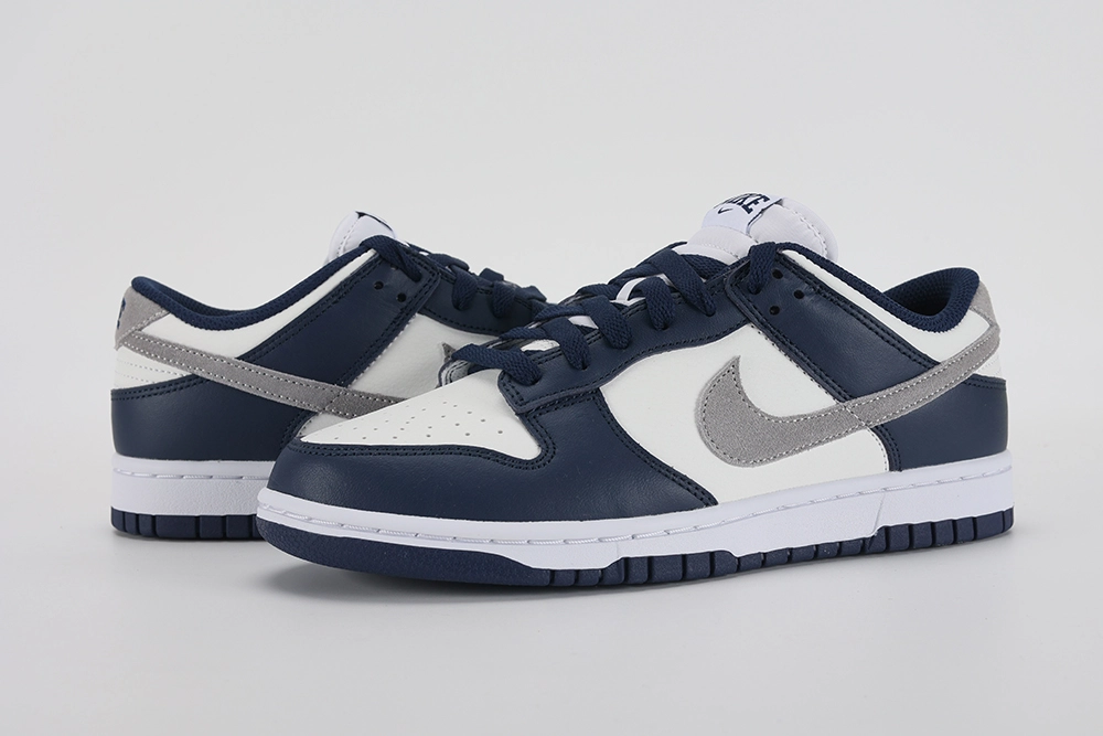 dunk-low-midnight-navy-smoke-grey-replica