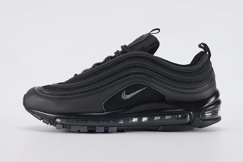 max-97-'triple-black'-replica