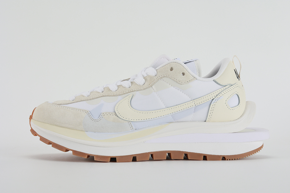 Sacai x NK VaporWaffle 'Sail Gum' Replica