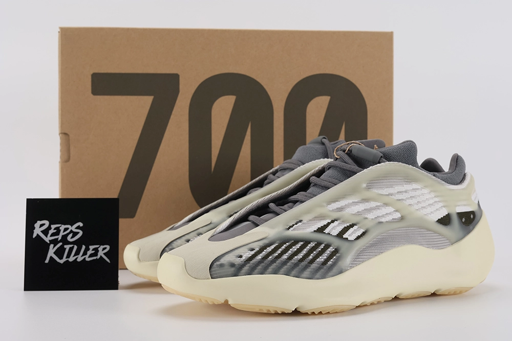 yeezy-700-v3-'fade-salt'-replica