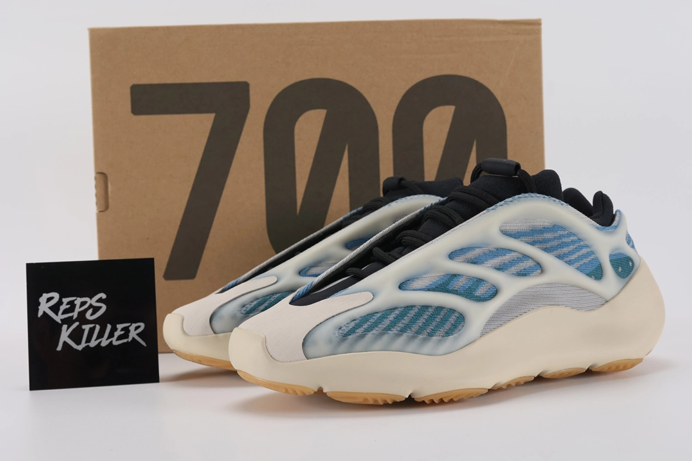 yeezy-700-v3-kyanite-replica